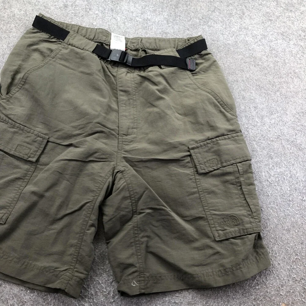 The North Face Shorts Mens Medium Green Cargo Belted 11 Inseam Outdoor Hiking